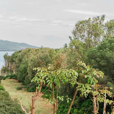 Stella Maris Holidays * Порто-Конте